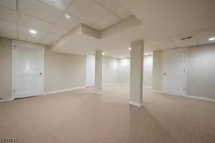 18 Guilford Ct, Parsippany, NJ 07950 - Photo 29
