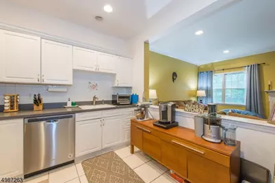 30 Emily Pl, Parsippany, NJ 07054 - Photo 11