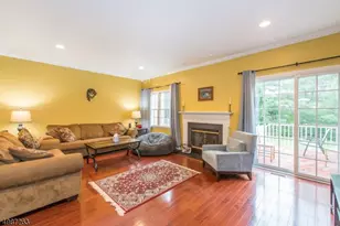 30 Emily Pl, Parsippany, NJ 07054 - Photo 7
