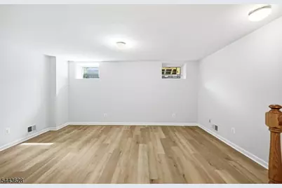 575 Coventry Dr, Nutley, NJ 07110 - Photo 37