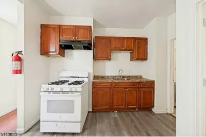 46 Seymour Ave, Newark, NJ 07108 - Photo 31