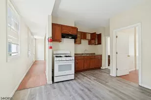 46 Seymour Ave, Newark, NJ 07108 - Photo 15