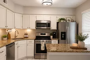 2209 Vroom Dr, Bridgewater, NJ 08807 - Photo 15