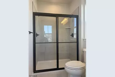 106 E Stiger St, Hackettstown, NJ 07840 - Photo 21