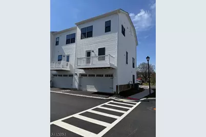106 E Stiger St, Hackettstown, NJ 07840 - Photo 31