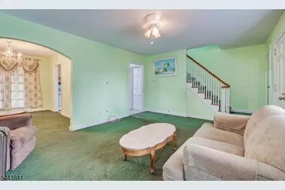289 Hazel Pl, Union Township, NJ 07083 - Photo 7