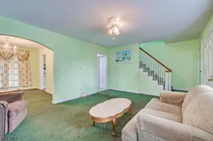 289 Hazel Pl, Union Township, NJ 07083 - Photo 7