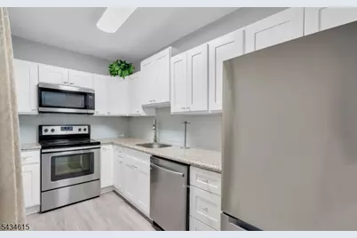 96D White Str, Eatontown, NJ 07724 - Photo 3