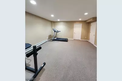 26 Wakefield Pl, Caldwell, NJ 07006 - Photo 21