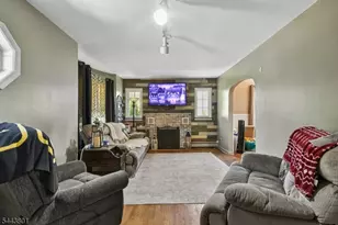 664 Belvidere Rd, Phillipsburg, NJ 08865 - Photo 5