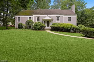 55 Tanglewood Dr, Summit, NJ 07901 - Photo 1
