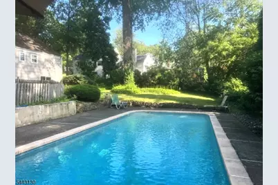 55 Tanglewood Dr, Summit, NJ 07901 - Photo 3