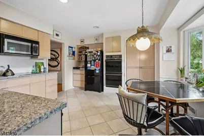55 Tanglewood Dr, Summit, NJ 07901 - Photo 13