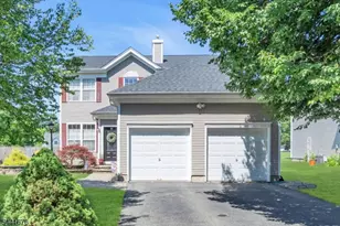 35 Musky Ridge Dr, Hackettstown, NJ 07840 - Photo 1