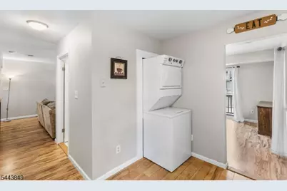 5 Garden Ct, Roxbury Township, NJ 07876 - Photo 7