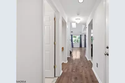 32 Birch Ter, Mount Arlington, NJ 07856 - Photo 5