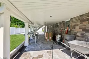 50 Lincoln Pl, Waldwick, NJ 07463 - Photo 19