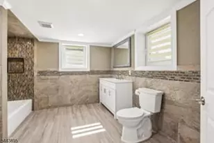 50 Lincoln Pl, Waldwick, NJ 07463 - Photo 13