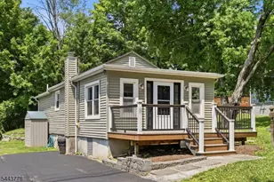 82 Fairview Dr., West Milford, NJ 07421 - Photo 1