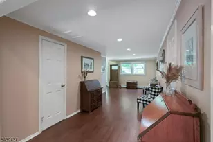 52 Stockton Rd, Summit, NJ 07901 - Photo 3