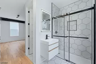 199 N Park St, East Orange, NJ 07017 - Photo 29