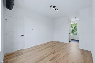 199 N Park St, East Orange, NJ 07017 - Photo 33