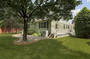 102 Mitchell Close, Hillsborough Township, NJ 08844 - Photo 5