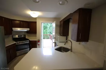 22 Sunset Dr, Millburn, NJ 07041 - Photo 7
