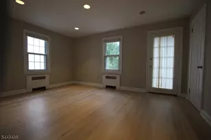22 Sunset Dr, Millburn, NJ 07041 - Photo 9