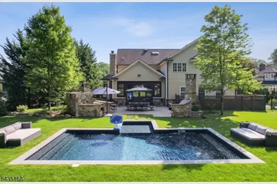 63 Addison Dr, Millburn, NJ 07078 - Photo 3