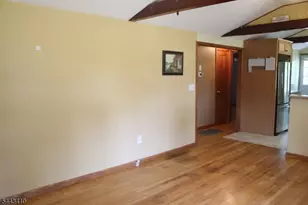 12 Clover Ln, Vernon, NJ 07418 - Photo 5
