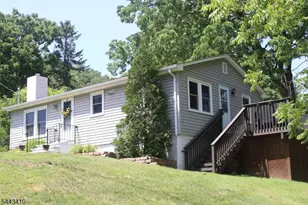 12 Clover Ln, Vernon, NJ 07418 - Photo 21