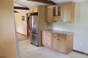 12 Clover Ln, Vernon, NJ 07418 - Photo 9