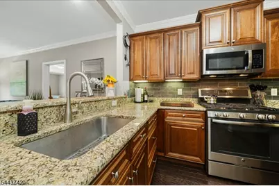 4215 Hoover Ln, Rockaway Township, NJ 07885 - Photo 5