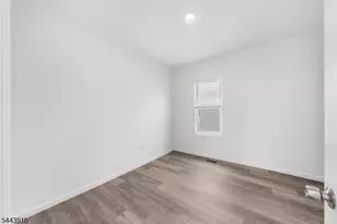 811 Jackson Ave, Linden, NJ 07036 - Photo 13