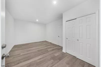 811 Jackson Ave, Linden, NJ 07036 - Photo 15