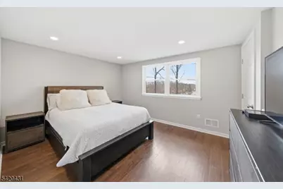 51 Lakeside Dr, Vernon, NJ 07422 - Photo 25