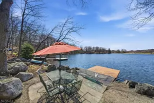 51 Lakeside Dr, Vernon, NJ 07422 - Photo 3