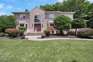 5 Pinewood Ln, Warren Township, NJ 07059 - Photo 1