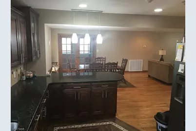 1034 Stone St, Union Township, NJ 07083 - Photo 7