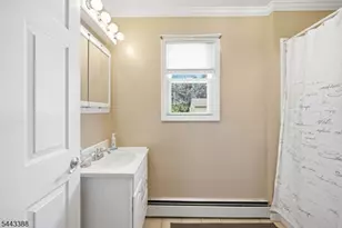 52 Roxbury Dr, Roxbury Township, NJ 07847 - Photo 15