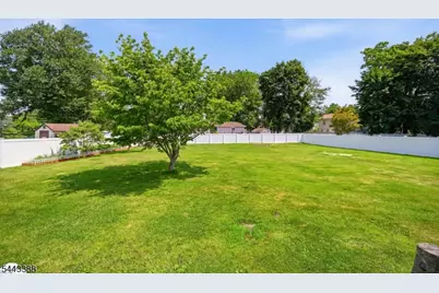 52 Roxbury Dr, Roxbury Township, NJ 07847 - Photo 35