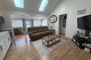 15 Kentucky Ave, Jefferson Township, NJ 07849 - Photo 9