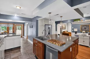 60 Washington Dr, Watchung, NJ 07069 - Photo 5