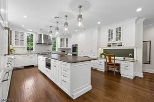 125 Stewart Rd, Millburn Twp., NJ 07078 - Photo 15