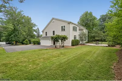 125 Stewart Rd, Millburn Twp., NJ 07078 - Photo 45
