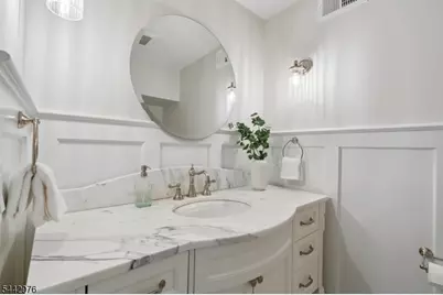 125 Stewart Rd, Millburn Twp., NJ 07078 - Photo 25