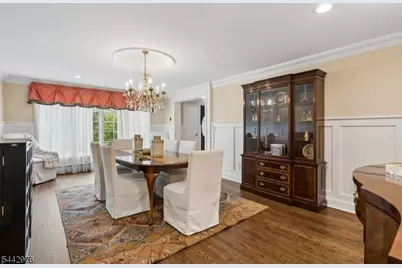 125 Stewart Rd, Millburn Twp., NJ 07078 - Photo 11