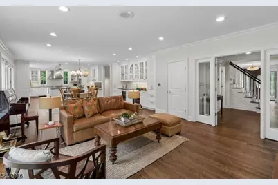 125 Stewart Rd, Millburn Twp., NJ 07078 - Photo 23