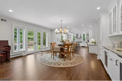 125 Stewart Rd, Millburn Twp., NJ 07078 - Photo 11